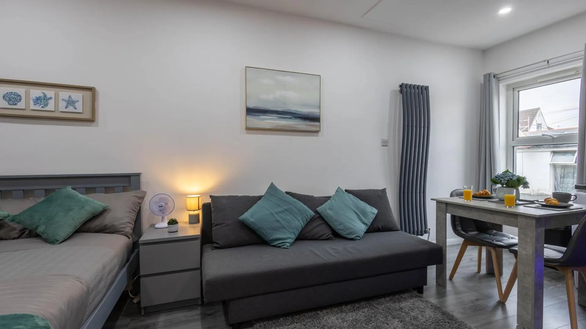 Spacious Studio Apartment In Cardiff City Centre