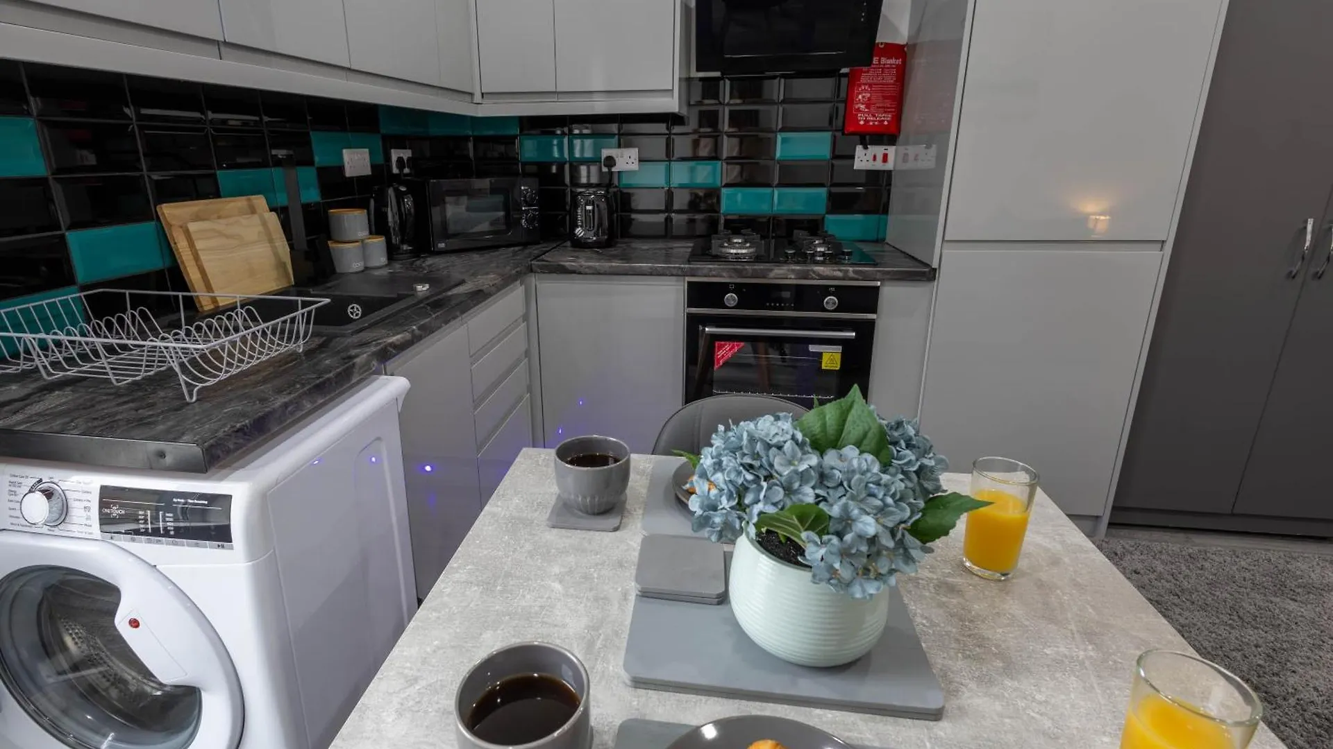 Spacious Studio Apartment In Cardiff City Centre