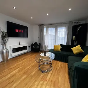  Apartment Emerald Apartment-2bed 2bath Bay,city Centre