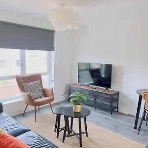  Holiday home Noah By Koya Homes - 2-bed Apartment, Stadium View & Free Parking