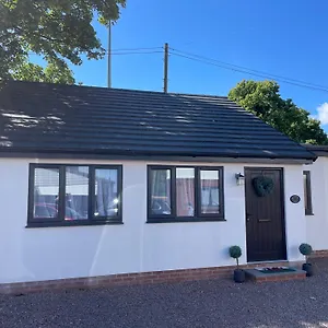  Holiday home Blackberry
